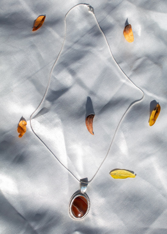 Banded Agate Inner Light Necklace