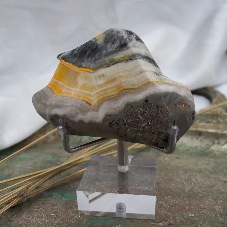 Bumblebee Jasper Freefrom Carving