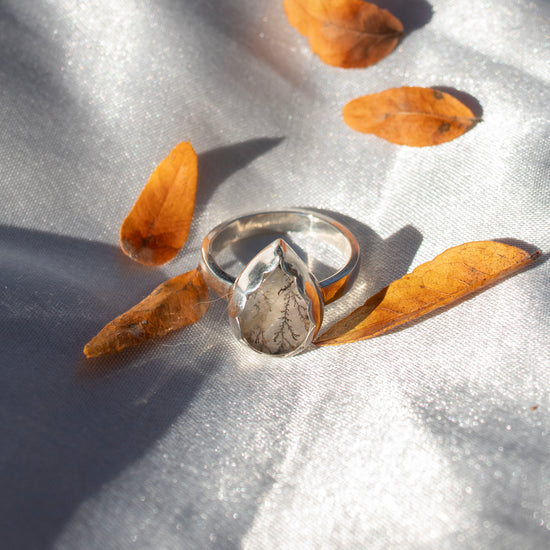 Dainty Dendritic Quartz Ring