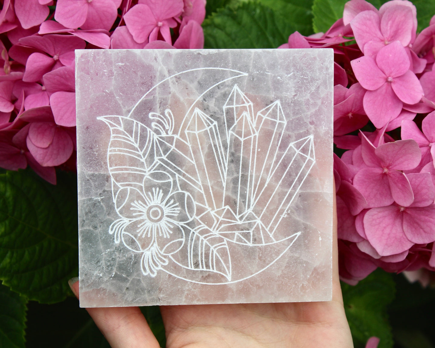 Load image into Gallery viewer, Crystal Carving Selenite Charging Plate
