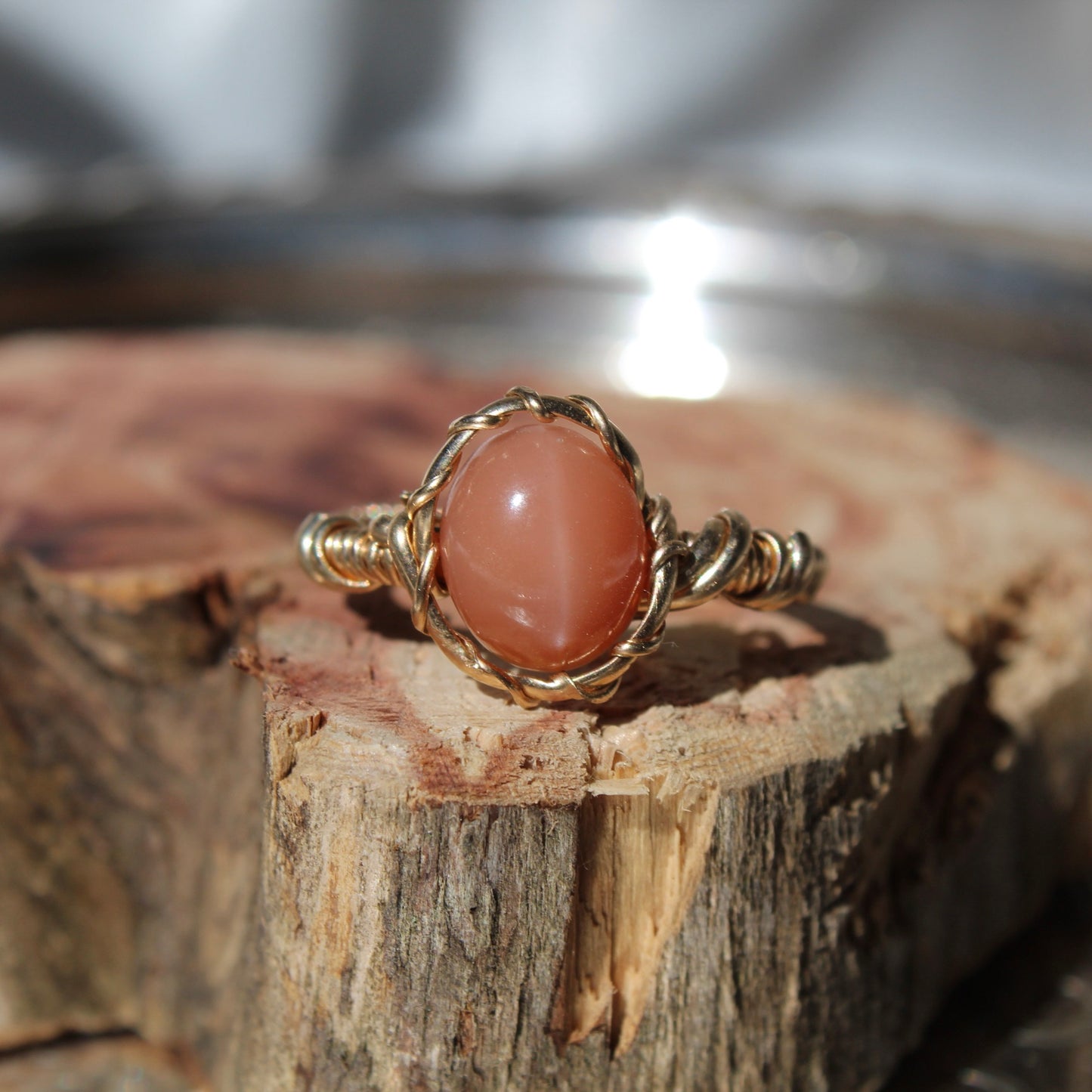 Load image into Gallery viewer, Peach Moonstone Cocktail Ring

